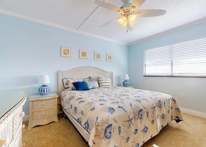Golden Sands 613