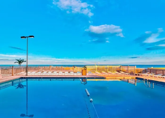 Golden Sands 613 Holiday home